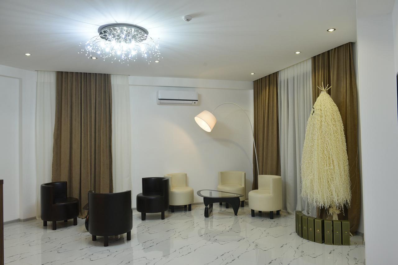 Hotel King Tom Tbilisi Exterior photo